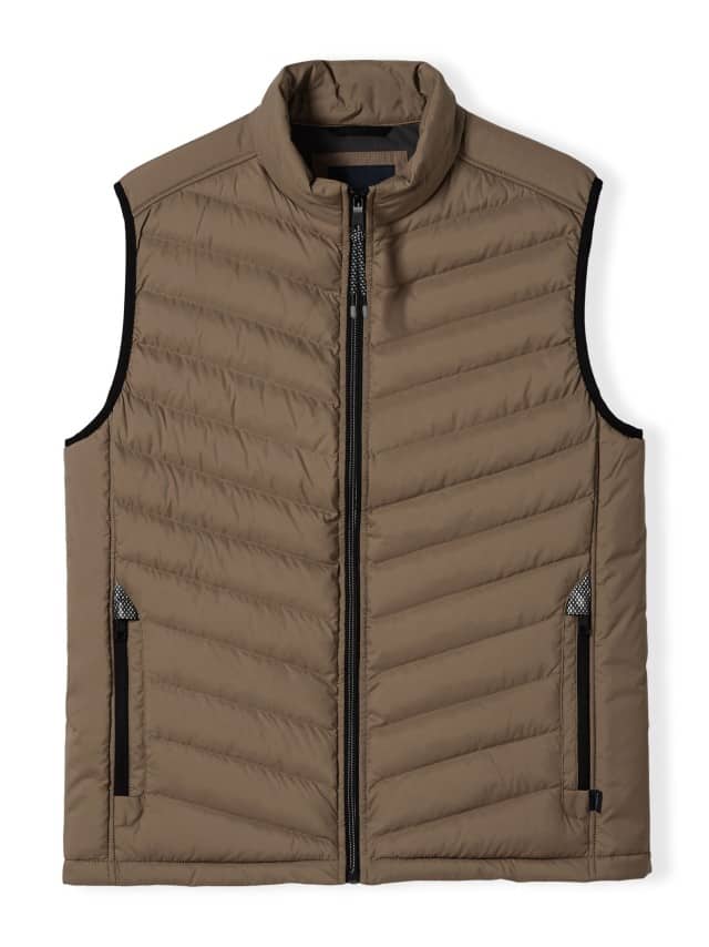 Abbildung Klima Leichtsteppweste in der Farbe Karamel