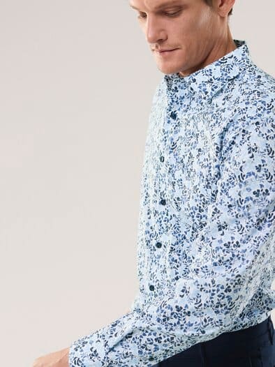 Extraglatt-Hemd Kent-Kragen Blätter Druck