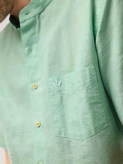 Stehkragen-Leinenhemd Pistazie