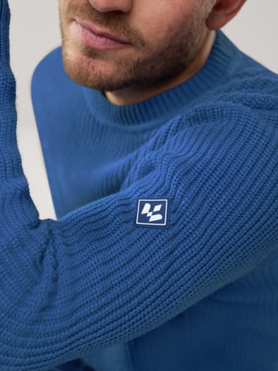 Patentstrick-Pullover Lichtblau