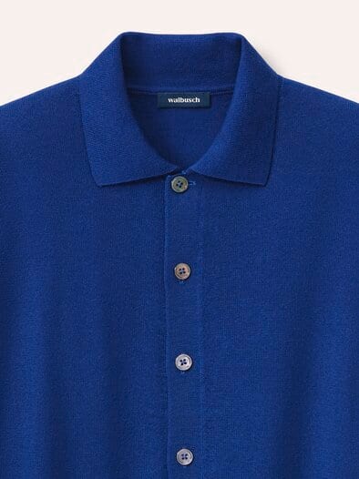 Strickpolo aus Merinowolle Königsblau