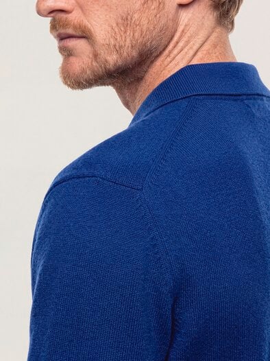 Strickpolo aus Merinowolle Königsblau