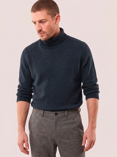 Rollkragenpullover aus Lammwolle Marine