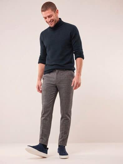 Rollkragenpullover aus Lammwolle Marine