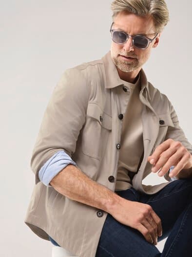 Hemdjacke aus Microvelours Beige