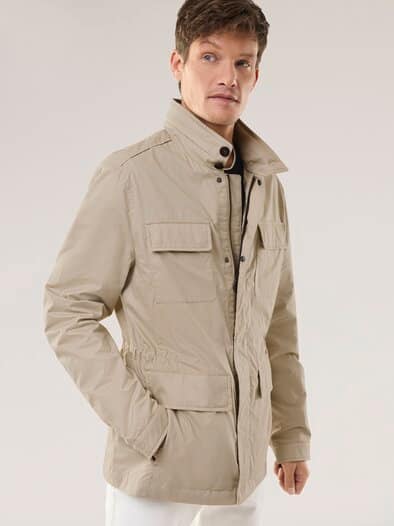 Multitaschen Jacke Beige