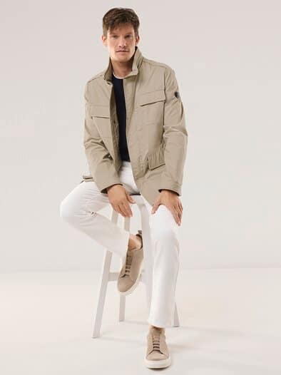 Multitaschen Jacke Beige