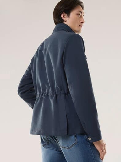 Ultraskin Multitaschen Jacke Marine