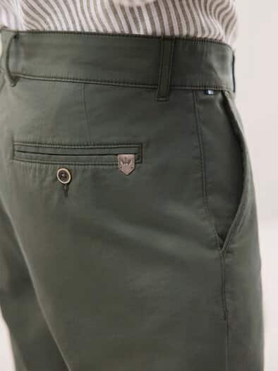 Chino Shorts Oliv