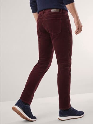 Five Pocket aus feinem Cord Bordeaux