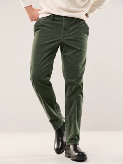 Wärmende Cordhose mit Thermofutter Oliv