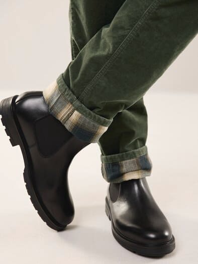 Wärmende Cordhose mit Thermofutter Oliv