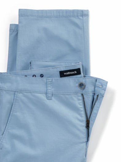 Ultraleicht Chino Hellblau