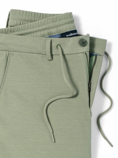 Bermudas Stretch & Relax Hellgrün