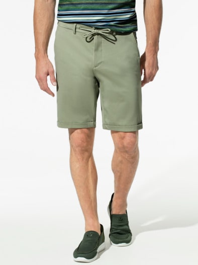 Bermudas Stretch & Relax Hellgrün