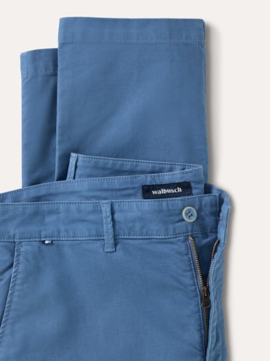 100 Komplimente Chino Mittelblau
