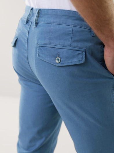 100 Komplimente Chino Mittelblau