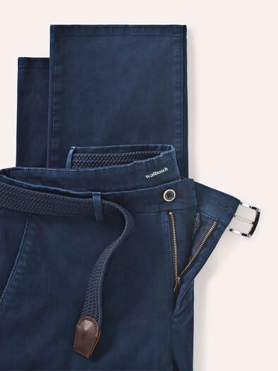 Chino inklusive Gürtel Marine