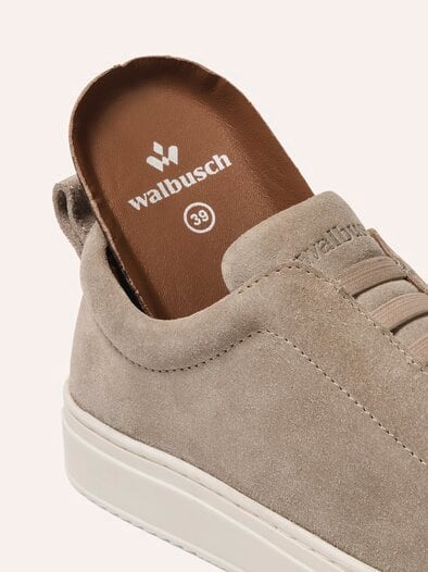 Smart Casual Sneaker Stein