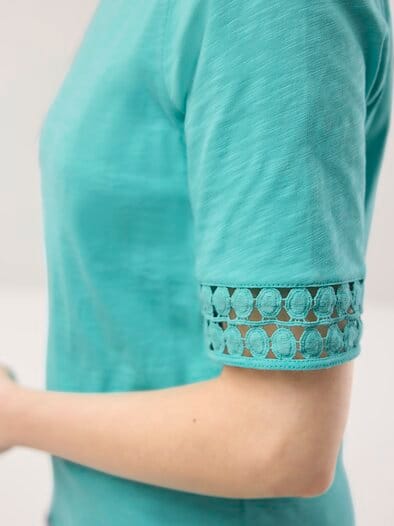 Baumwollshirt Dekospitze Wasserblau