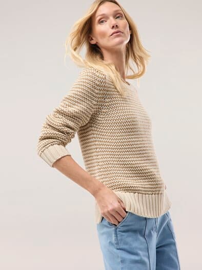 Pullover mit dezentem Streifen Creme