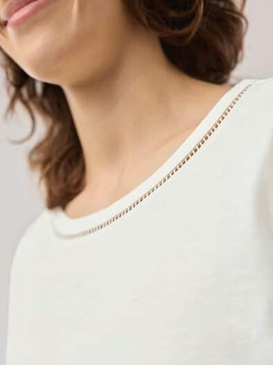 Baumwollshirt Lochstickereiband Offwhite