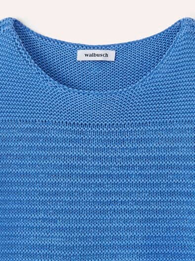 Pullover aus Bändchengarn Meerblau