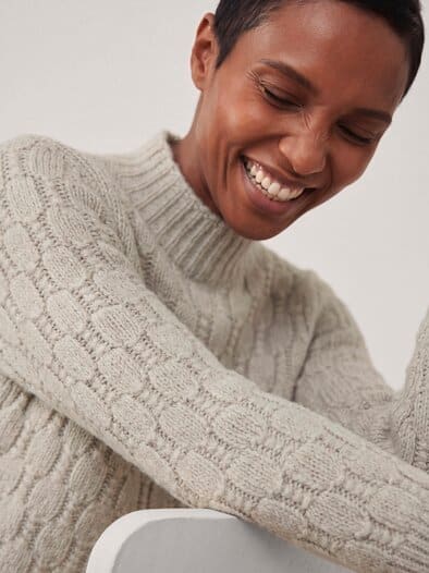 Pullover mit Zopfmuster Kitt