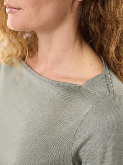 Wärmendes Shirt Oliv