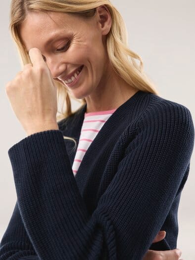 Strickjacke in Patentstrick Nachtblau