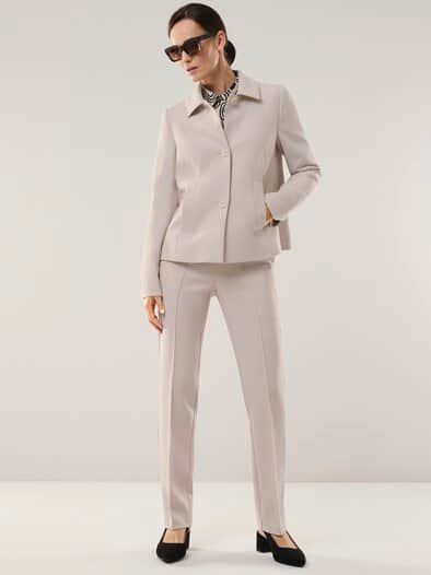 Kofferblazer in A-Linie Creme