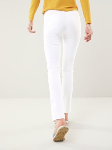 Yoga-Jeans Ultrastretch Feminine F. Weiß