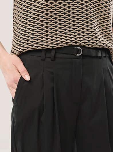 Bundfaltenhose aus Baumwollmix Schwarz