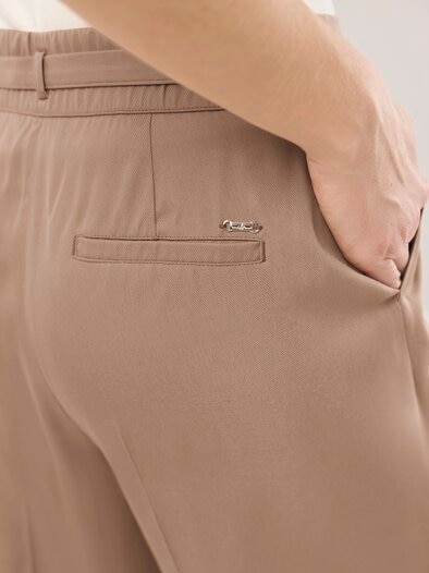 Marlene aus kühlendem Gewebe Praline