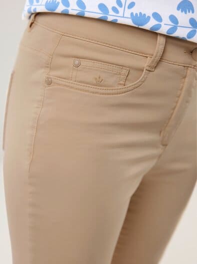 Capri aus Baumwollmix Sand