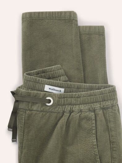 Jogpant aus weichem Cord Oliv