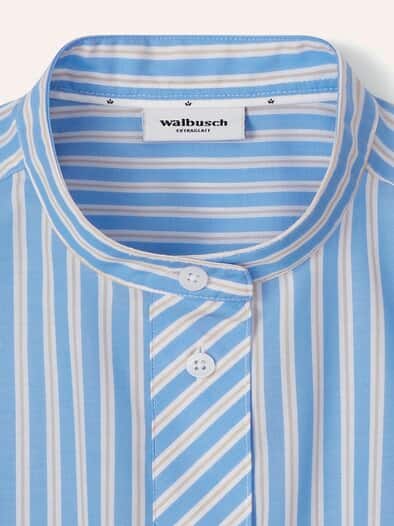 Extraglatt Stehkragen Bluse Meerblau gestreift