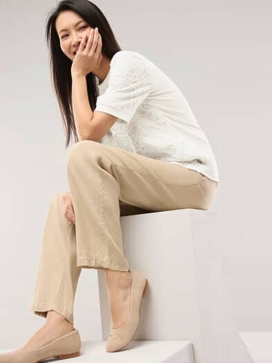 Blusenshirt mit Stickerei Offwhite