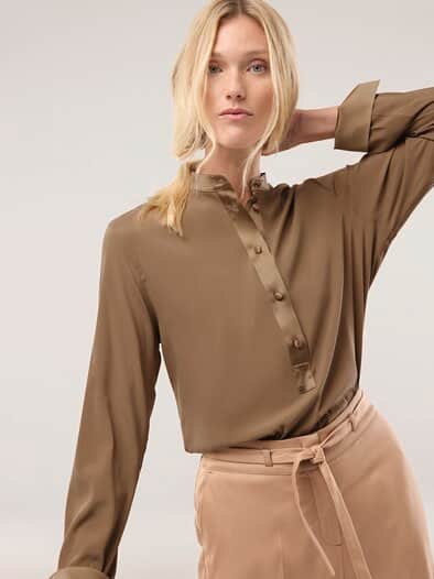 Polo Bluse aus Seide Praline