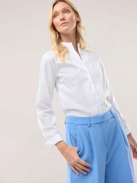 Extraglatt-Bluse Kelchkragen Weiß