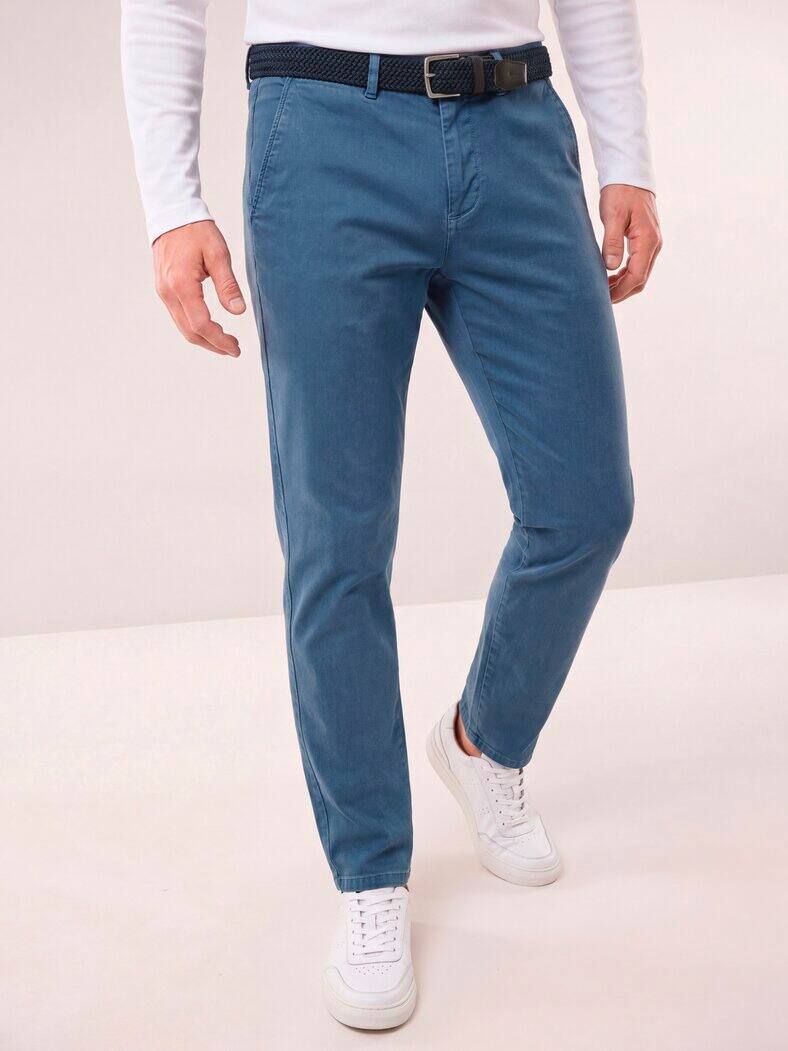 Chino inklusive Gürtel Mittelblau