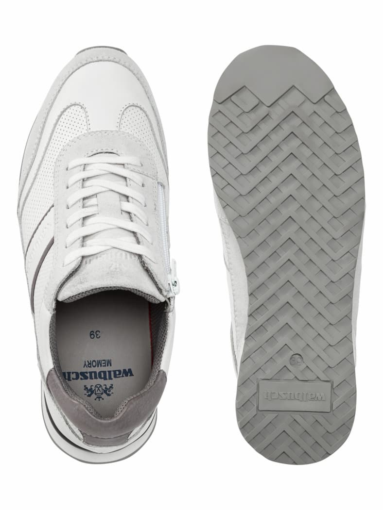 Komfort Perfo Sneaker Weiß