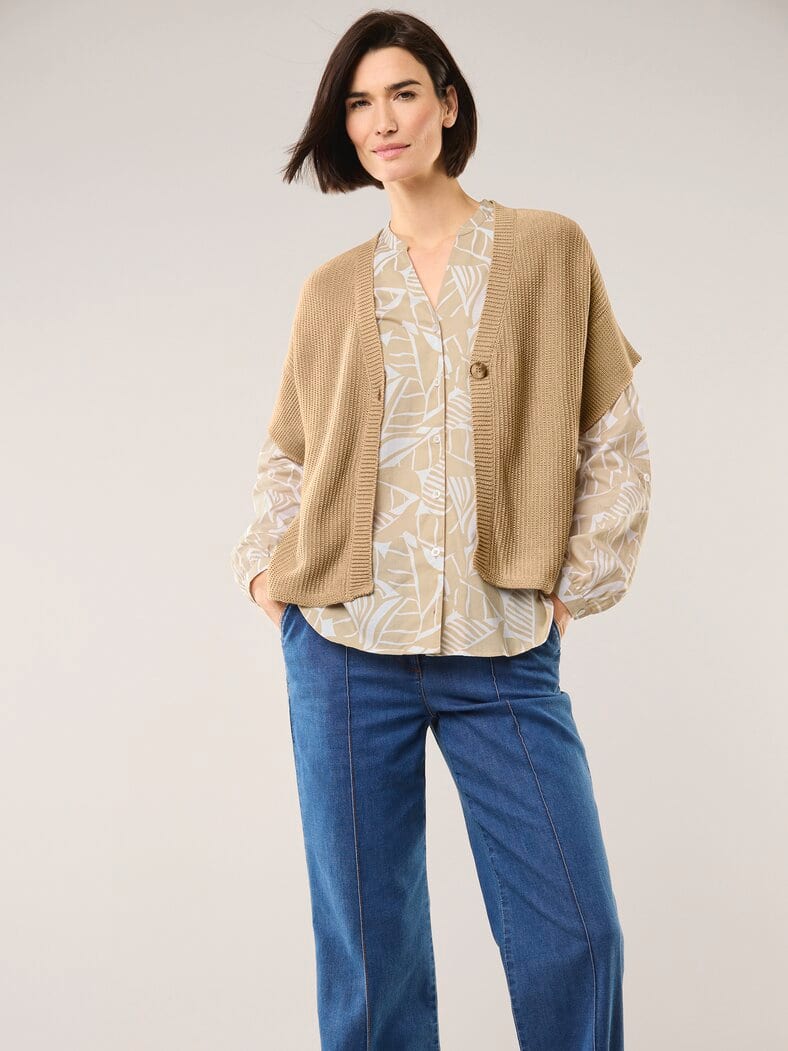 Strickweste Strukturmuster Sand