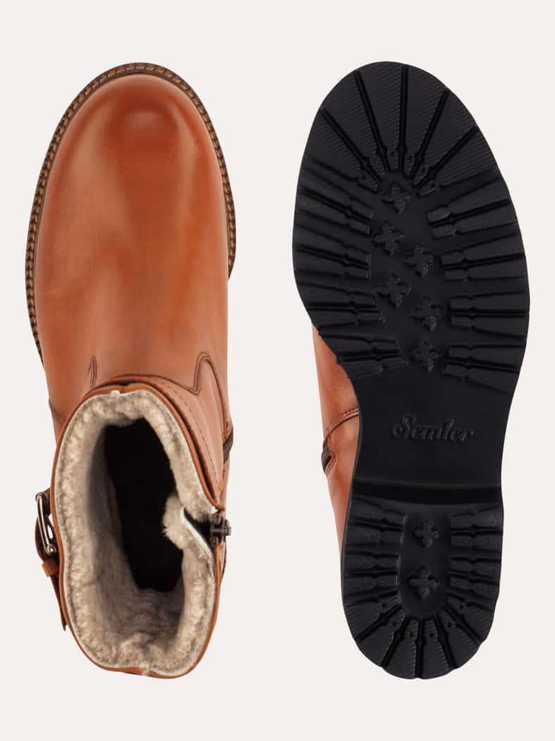 Lammfell-Stiefelette Cognac
