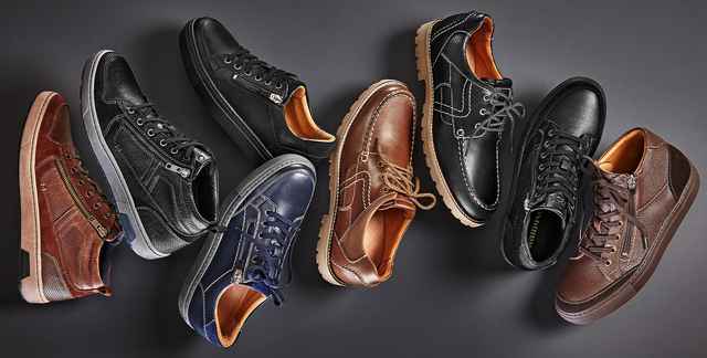Ansicht von mehrere Walbusch Leder Schuhen nebeneinander liegend.