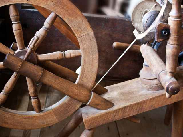 Ein Holzspinnrad
